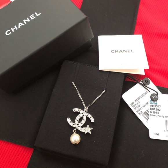Chanel silver necklace with star